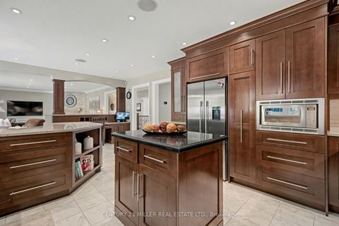 Photo 11 at 1213 Bowman Drive, GA Glen Abbey, Oakville