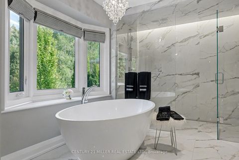 Photo 25 at 1213 Bowman Drive, GA Glen Abbey, Oakville