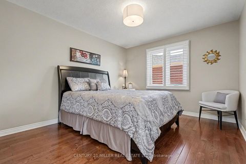 Photo 29 at 1213 Bowman Drive, GA Glen Abbey, Oakville