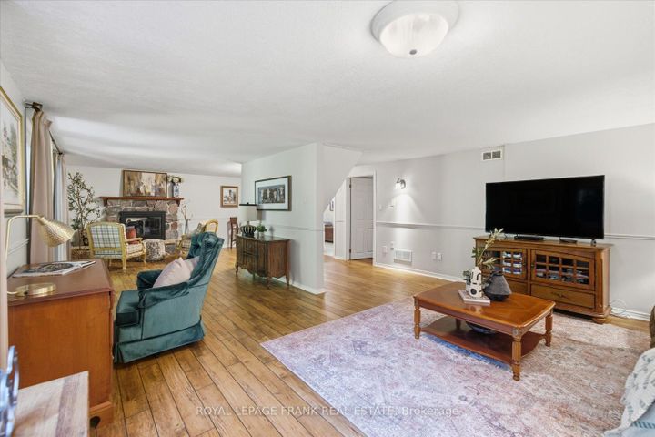 Photo 33 at 948 Oshawa Boulevard N, Centennial, Oshawa