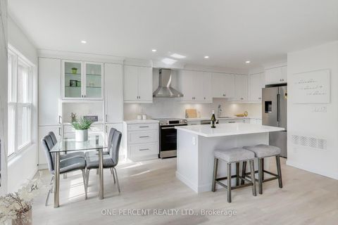 Photo 1 at 2116 Pelee Boulevard, RO River Oaks, Oakville