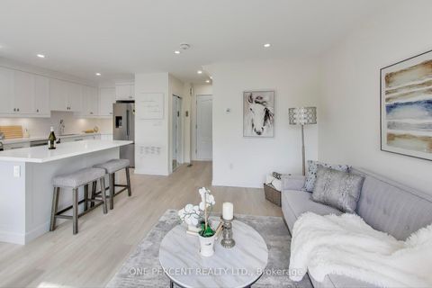 Photo 3 at 2116 Pelee Boulevard, RO River Oaks, Oakville