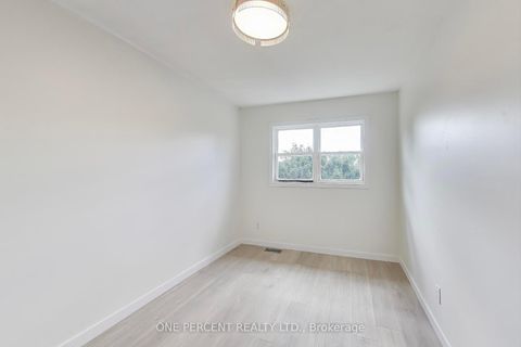 Photo 12 at 2116 Pelee Boulevard, RO River Oaks, Oakville