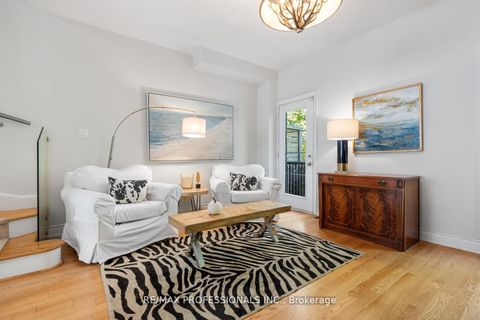 Photo 10 at 16 Dryden Way, Richview, Toronto