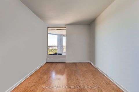 Photo 15 at 2011 - 2045 Lakeshore Boulevard W, Mimico, Toronto