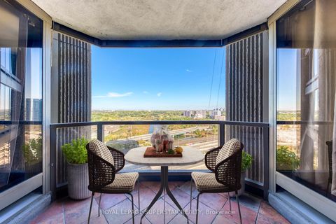 Photo 17 at 2011 - 2045 Lakeshore Boulevard W, Mimico, Toronto