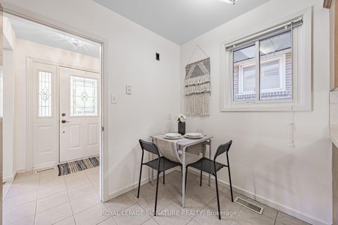 Photo 9 at 28 Sedgemount Drive, Woburn, Toronto