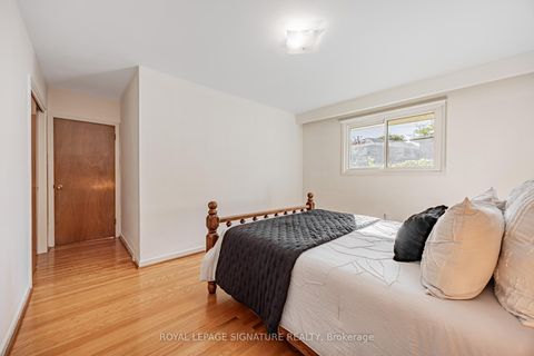 Photo 18 at 28 Sedgemount Drive, Woburn, Toronto
