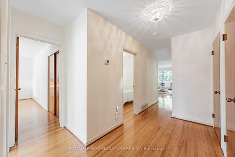 Photo 19 at 28 Sedgemount Drive, Woburn, Toronto