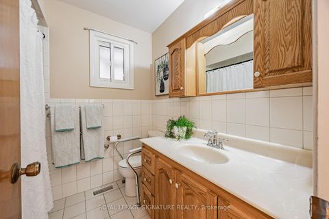 Photo 22 at 28 Sedgemount Drive, Woburn, Toronto