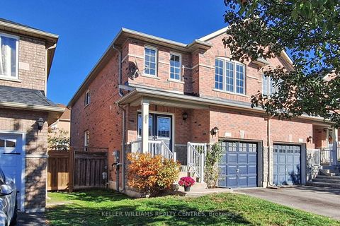Photo 1 at 93 Barr Crescent, Bayview Northeast, Aurora