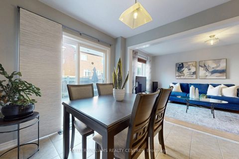 Photo 18 at 93 Barr Crescent, Bayview Northeast, Aurora