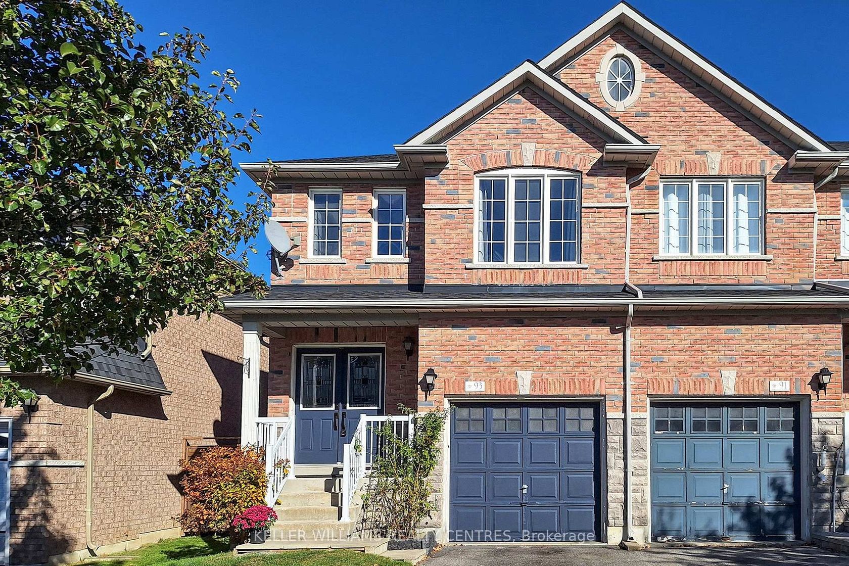 93 Barr Crescent, Bayview Northeast, Aurora photo number 2