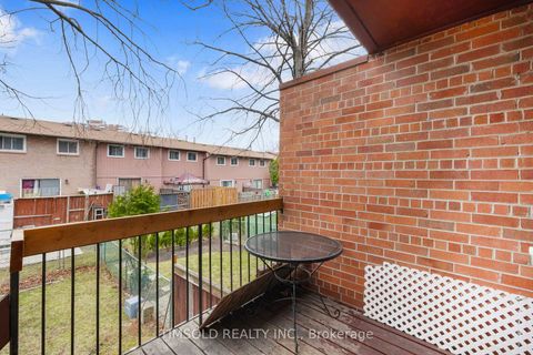 Photo 10 at 3 - 170 Wickson Trail, Malvern, Toronto