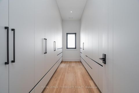 Photo 33 at 207 Newton Drive, Newtonbrook East, Toronto