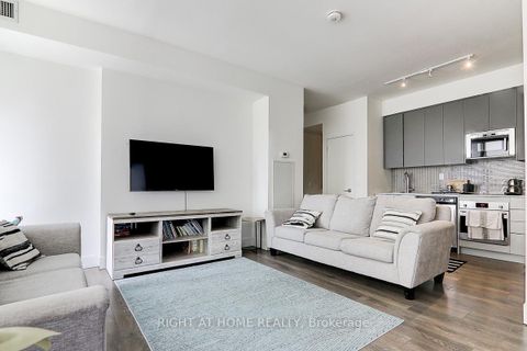 Photo 1 at 2202 - 2916 Highway 7 Avenue, Concord, Vaughan