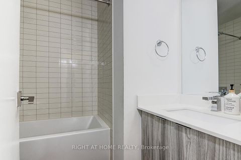 Photo 15 at 2202 - 2916 Highway 7 Avenue, Concord, Vaughan