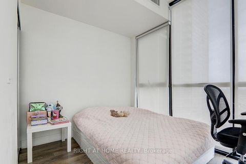 Photo 16 at 2202 - 2916 Highway 7 Avenue, Concord, Vaughan