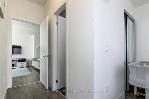 Photo 18 at 2202 - 2916 Highway 7 Avenue, Concord, Vaughan