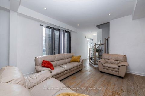 Photo 3 at 1 Alaskan Heights, Holly, Barrie