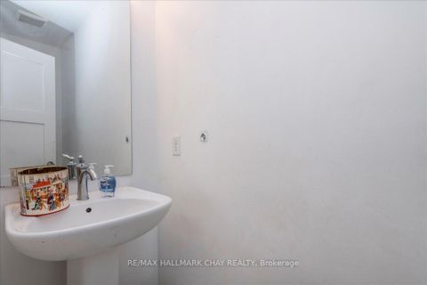 Photo 10 at 1 Alaskan Heights, Holly, Barrie