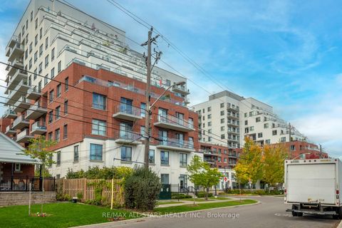 Photo 2 at #106 - 22 East Haven Drive, Cliffside, Toronto