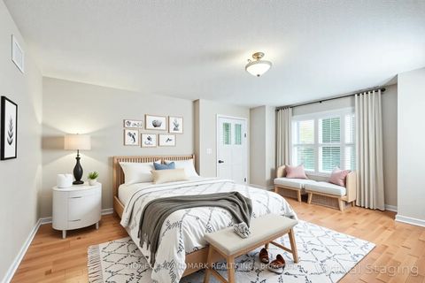 Photo 10 at 9 Chantilly Crescent, Westbrook, Richmond Hill