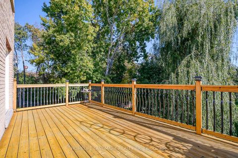 Photo 15 at 9 Chantilly Crescent, Westbrook, Richmond Hill