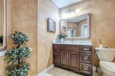 Photo 20 at 9 Chantilly Crescent, Westbrook, Richmond Hill