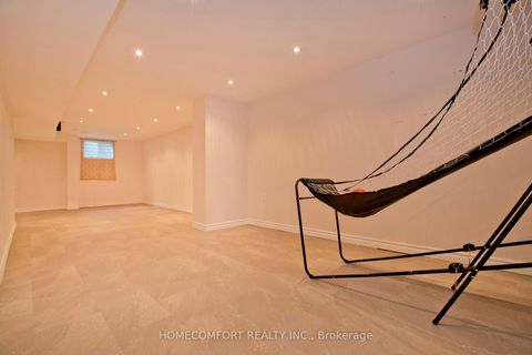 Photo 29 at 658 York Hill Boulevard, Yorkhill, Vaughan