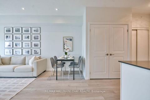 Photo 4 at 507 - 299 Cundles Road E, Alliance, Barrie