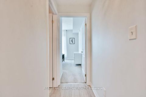 Photo 12 at 507 - 299 Cundles Road E, Alliance, Barrie