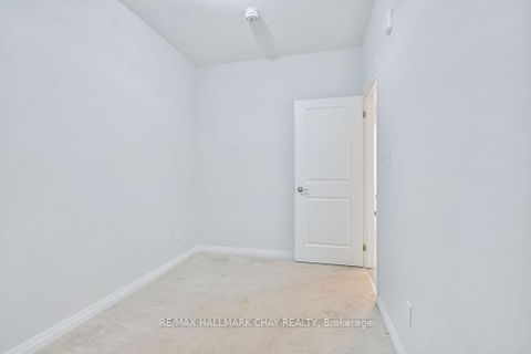 Photo 20 at 507 - 299 Cundles Road E, Alliance, Barrie