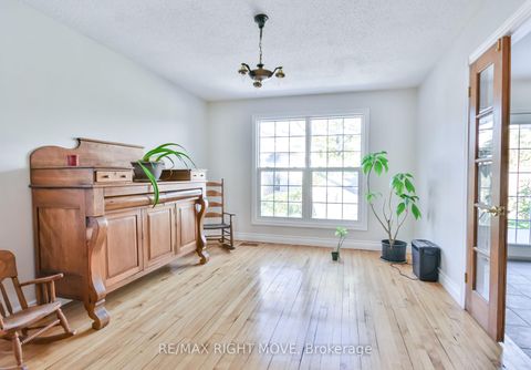 Photo 12 at 949 Linden Street, Alcona, Innisfil