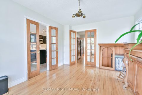 Photo 13 at 949 Linden Street, Alcona, Innisfil