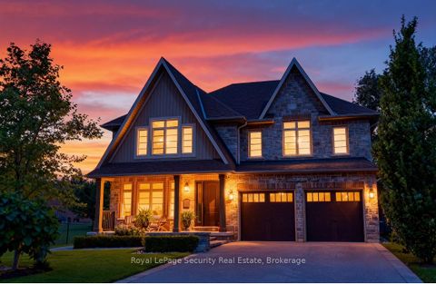 Photo 0 at 7 Trimingham Court, South Richvale, Richmond Hill