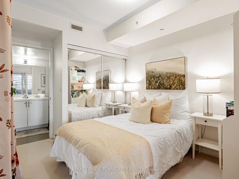 Photo 11 at 626 - 830 Lawrence Avenue W, Glen Park, Toronto