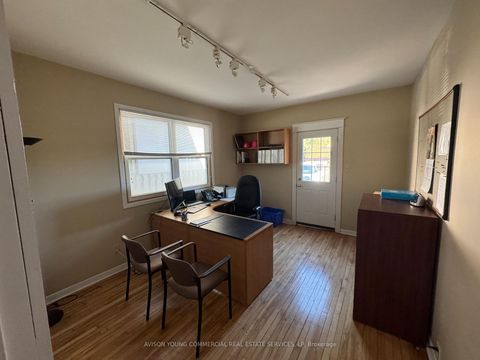 Photo 3 at 46 John Street, OO Old Oakville, Oakville