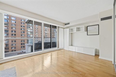 Photo 1 at 915 - 111 Elizabeth Street, Bay Street Corridor, Toronto