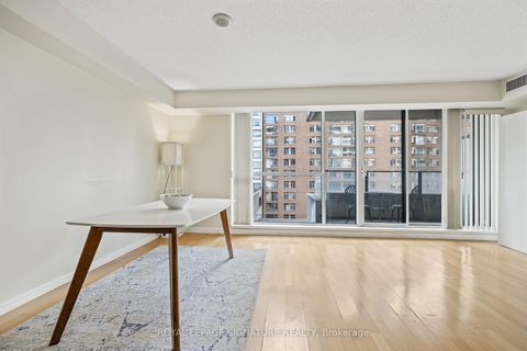 Photo 4 at 915 - 111 Elizabeth Street, Bay Street Corridor, Toronto