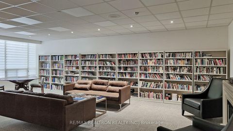 Photo 44 at 1601 - 7 Townsgate Drive, Yorkhill, Vaughan