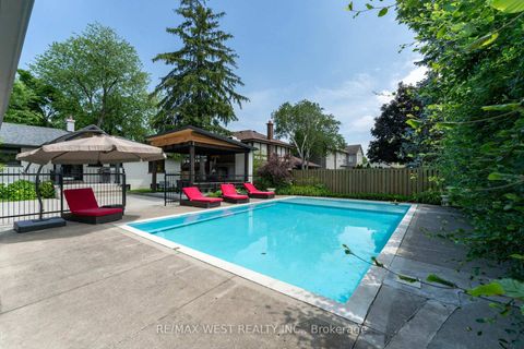 Photo 31 at 92 Warwood Road, City Centre West, Toronto