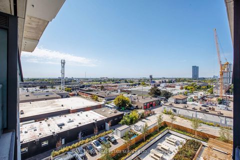 Photo 22 at 708 - 859 The Queensway, Queensway, Toronto