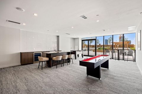 Photo 24 at 708 - 859 The Queensway, Queensway, Toronto