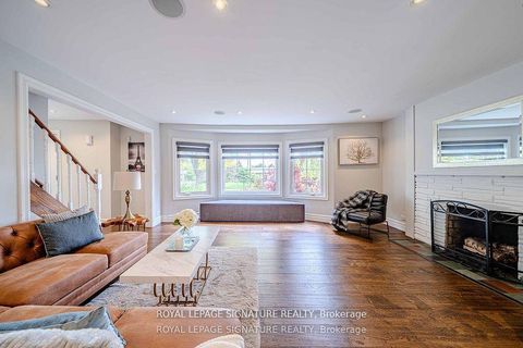 Photo 11 at 41 Mayo Drive, Rustic, Toronto