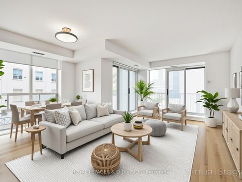 Photo 1 at 305 - 18 Stafford Street, Niagara, Toronto