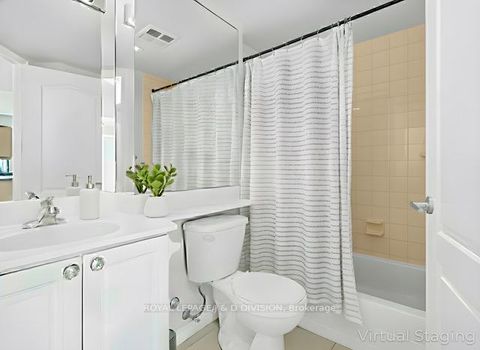 Photo 12 at 305 - 18 Stafford Street, Niagara, Toronto