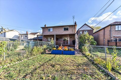 Photo 30 at 150 Gowan Avenue, East York, Toronto