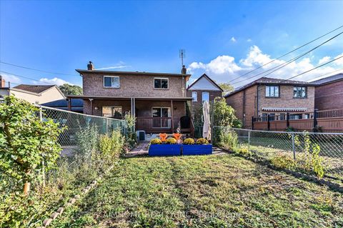 Photo 31 at 150 Gowan Avenue, East York, Toronto