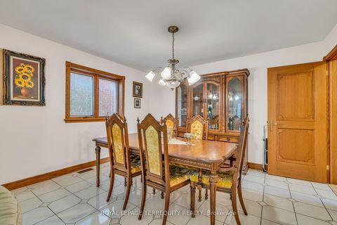 Photo 12 at 531 Lauder Avenue, Oakwood Village, Toronto